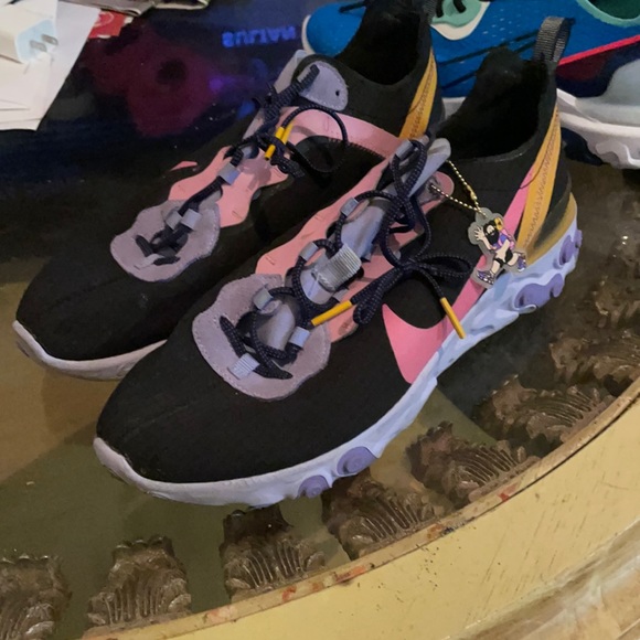 Nike react - Picture 1 of 4